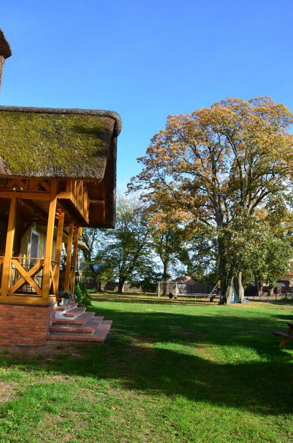Letnisko Rozwarowo Lägenhet Kamien Pomorski Exteriör bild